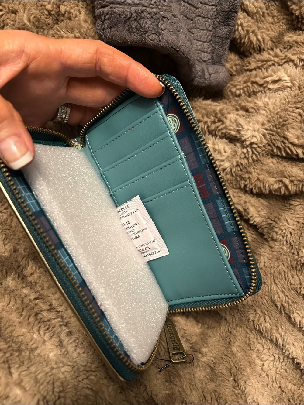 Loungefly Disney Princess Wallet - Green and Black - Picture 7 of 11